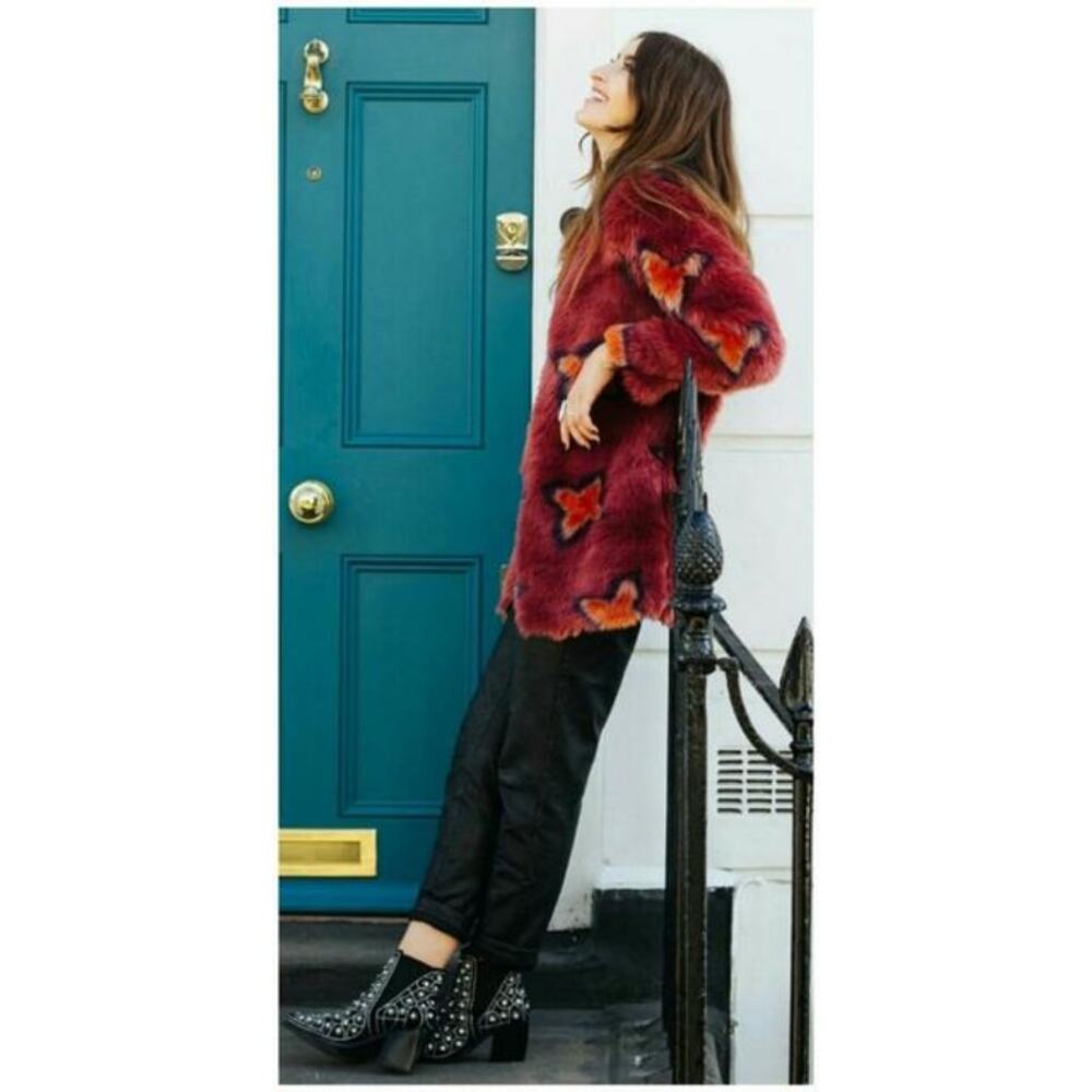 Free People RARE HTF Wrap Me Up Star Faux Fur Fun Jacket Coat Blogger Fav Fall - Picture 5 of 8